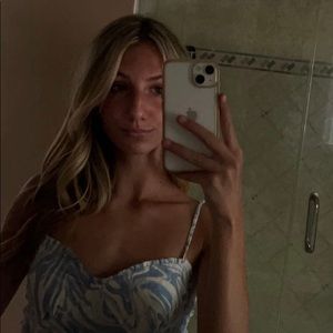 Meet your Posher, Carissa